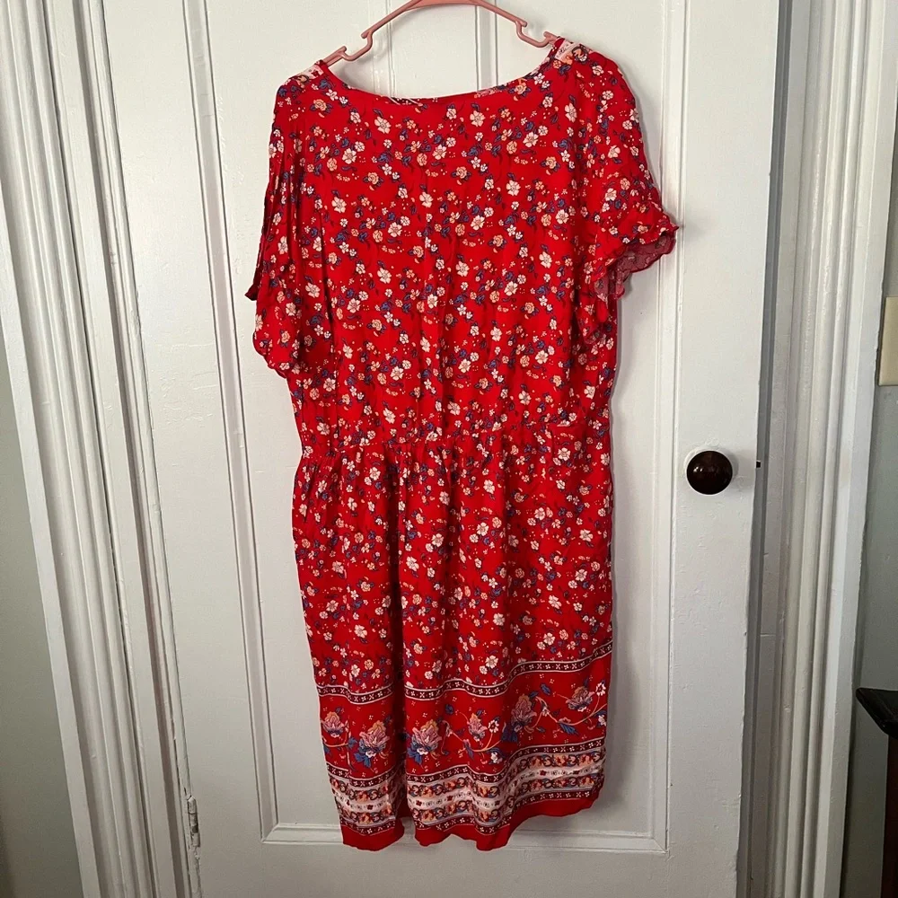 Red Dress - Picture 2 of 3